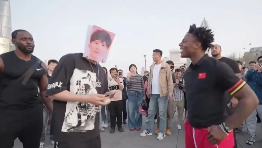 澳門(mén)管家婆期期四肖四碼中特管家,管濤談央行利率政策約束,多元化方案執(zhí)行策略_升級(jí)版V7.7